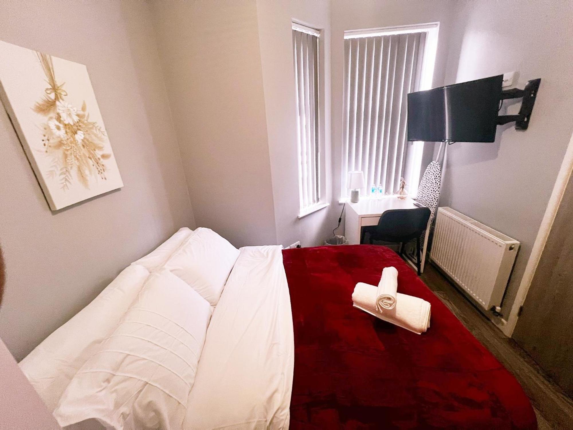 51 Kingsway Coventry Cv2 4Ff Bed & Breakfast Bagian luar foto