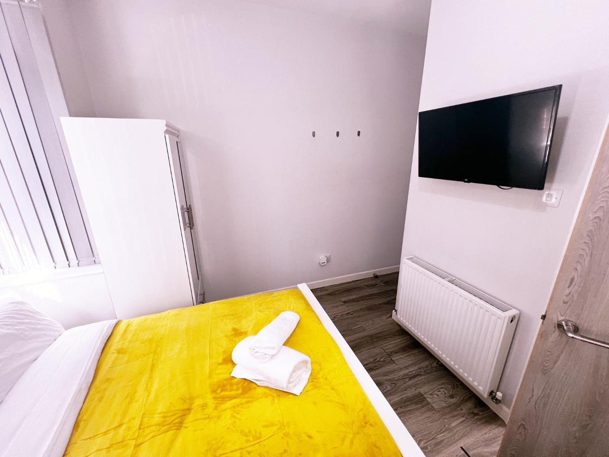 51 Kingsway Coventry Cv2 4Ff Bed & Breakfast Bagian luar foto